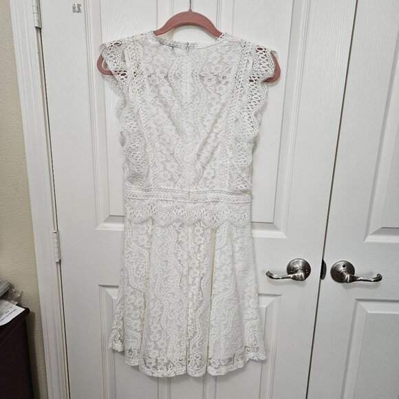 Stellah White Lace Crochet Cap Sleeve Mini Dress Size M - Picture 4 of 6